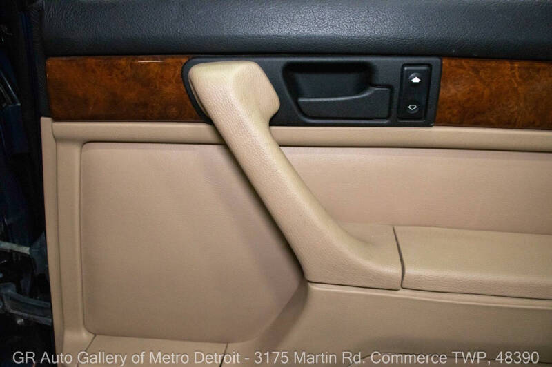 1990 BMW 7 Series 735i