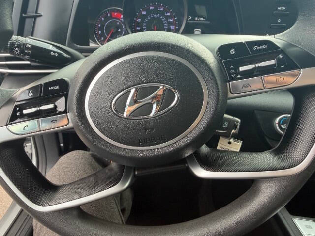 2023 Hyundai Elantra