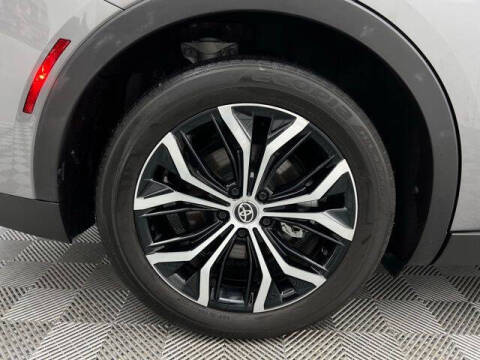 2024 Toyota Crown XLE