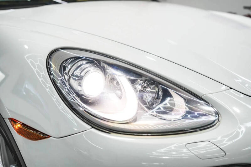 2014 Porsche Cayenne S Hybrid