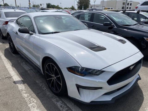 2021 Ford Mustang EcoBoost
