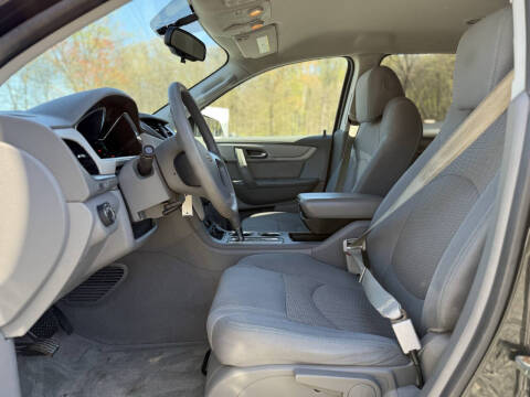 2017 Chevrolet Traverse LS