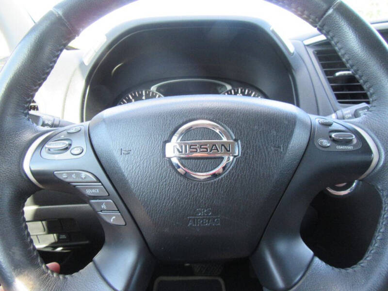 2017 Nissan Pathfinder S