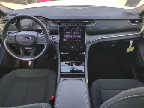 2025 Jeep Grand Cherokee L Laredo X