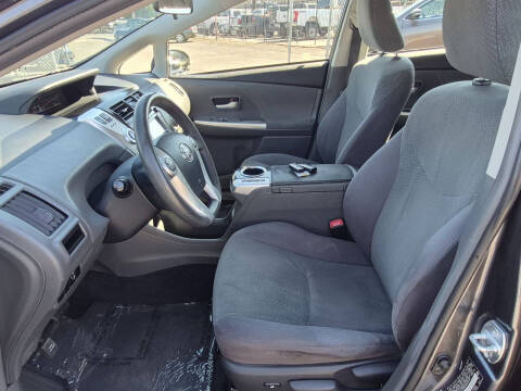 2013 Toyota Prius v Three