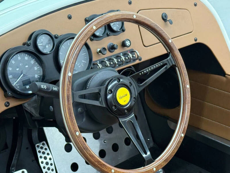 2022 Vanderhall Venice GT