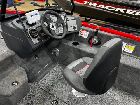 2026 Tracker Pro Guide V-175 WT