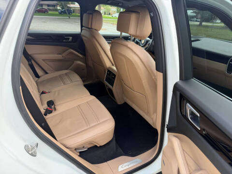 2019 Porsche Cayenne S