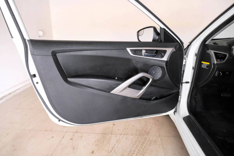 2016 Hyundai Veloster