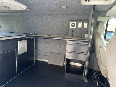 2009 Ford E-Series E-150