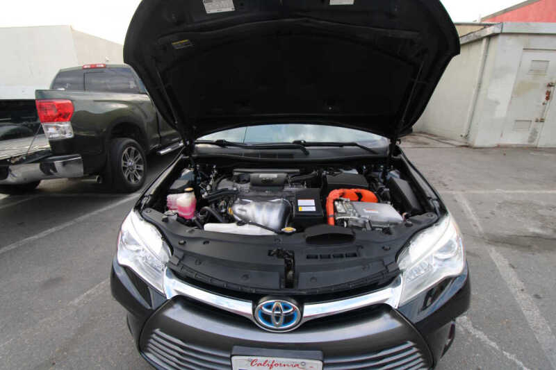 2016 Toyota Camry Hybrid