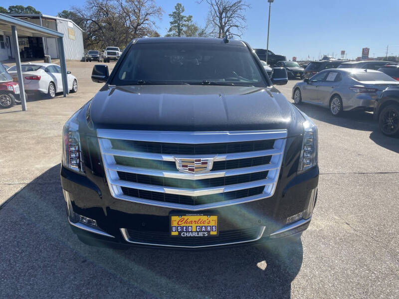 2018 Cadillac Escalade Luxury