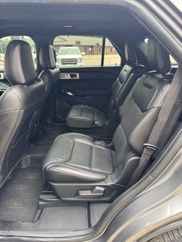 2021 Ford Explorer ST