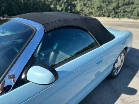 2003 Ford Thunderbird