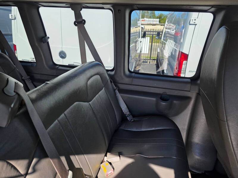2014 Chevrolet Express LS 3500