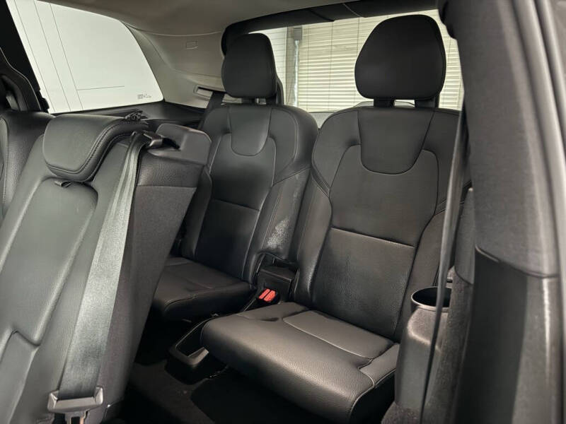 2024 Volvo XC90 B5 Plus Bright Theme