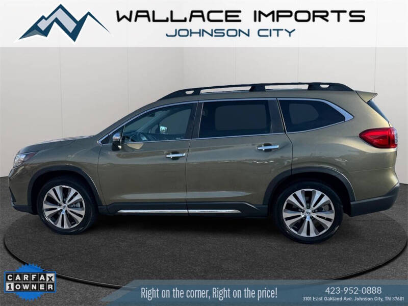 2022 Subaru Ascent Touring's photo