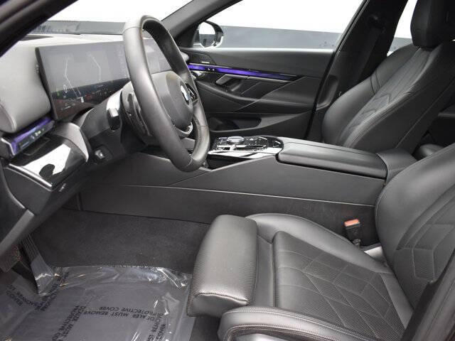 2025 BMW 5 Series 540i xDrive