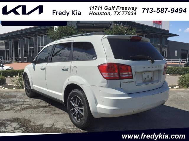 Used 2018 Dodge Journey SE with VIN 3C4PDCAB3JT249482 for sale in Houston, TX