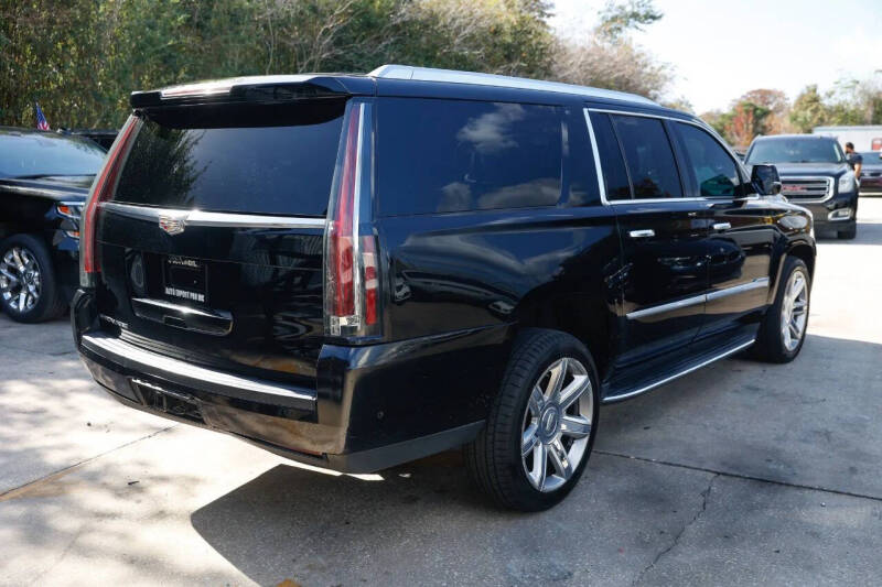 2020 Cadillac Escalade ESV Luxury