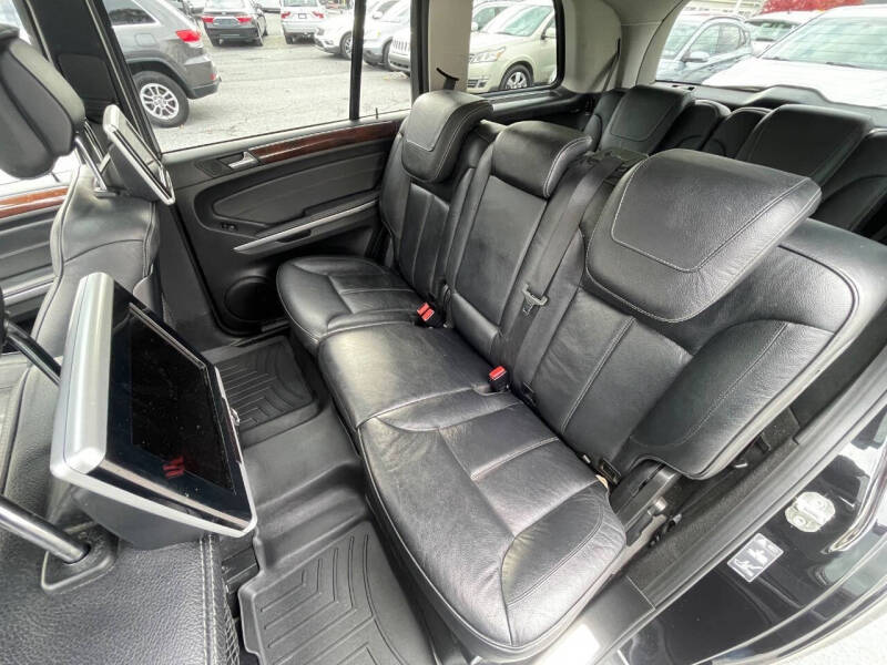 2011 Mercedes-Benz GL-Class GL 550 4MATIC