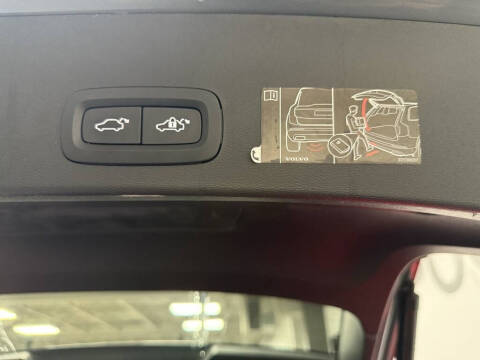 2021 Volvo XC40 T5 R-Design