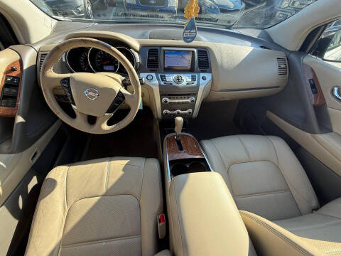 2011 Nissan Murano LE