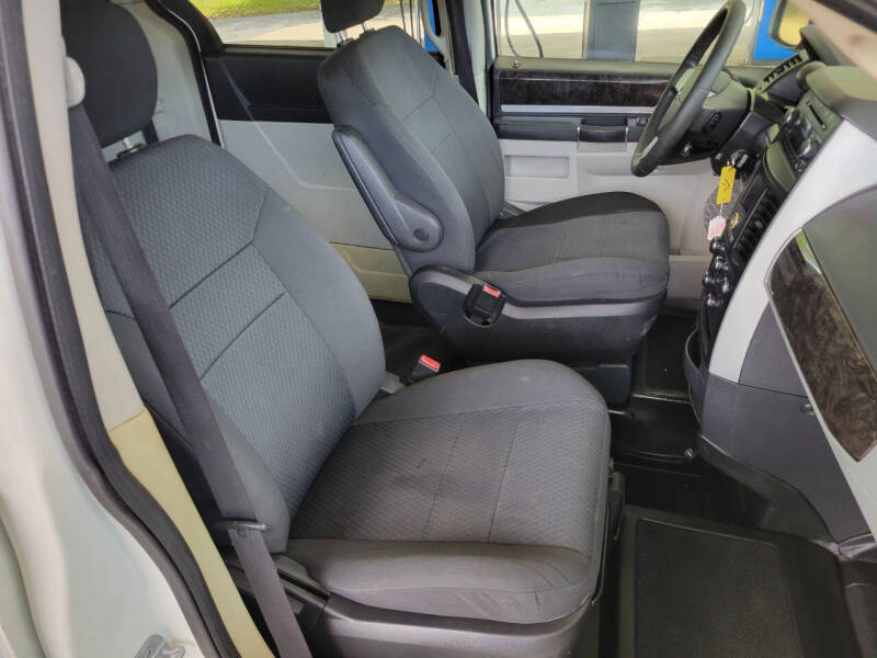 2010 Dodge WHEELCHAIR VAN