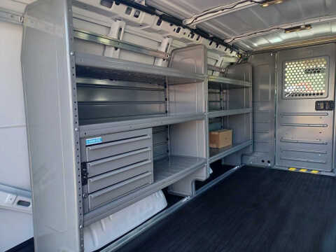 2025 Chevrolet Express 2500