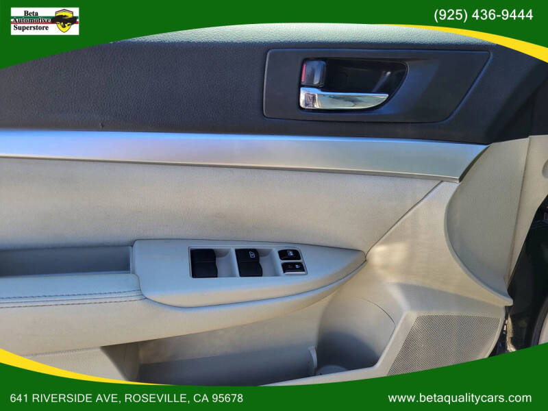 2011 Subaru Outback 2.5i