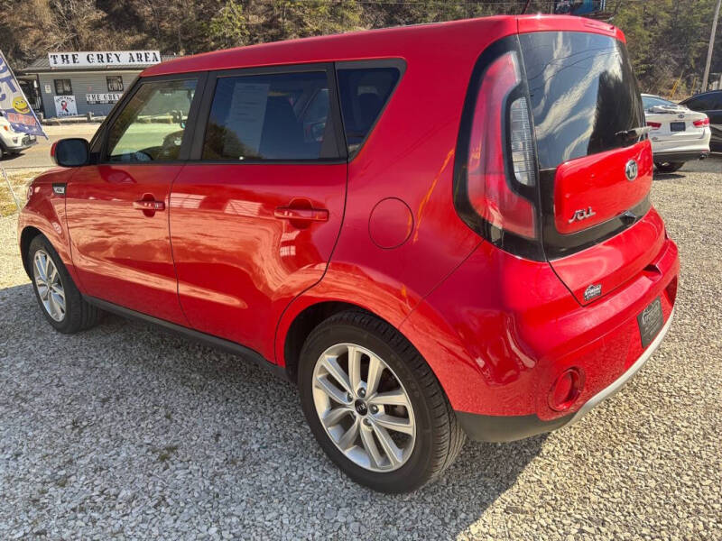 2017 Kia Soul +