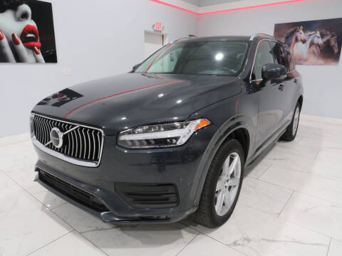 2022 Volvo XC90 T5 Momentum