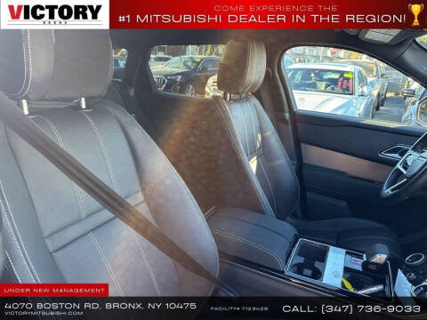 2022 Land Rover Range Rover Velar P250 R-Dynamic S