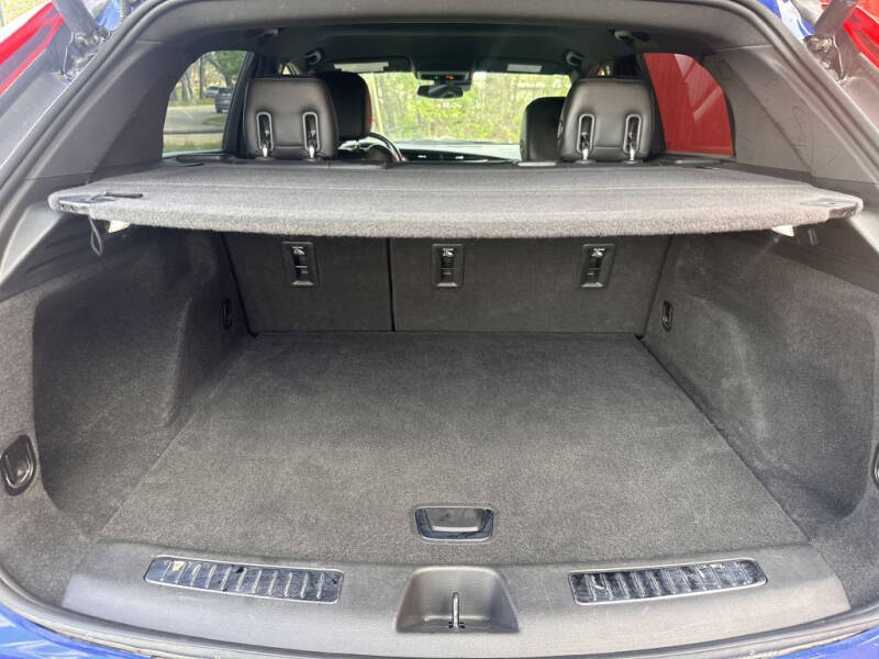 2021 Cadillac XT4 Premium Luxury