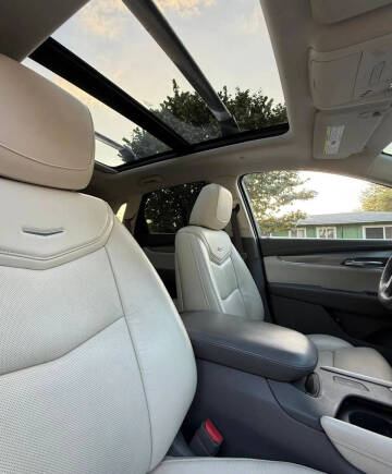 2017 Cadillac XT5 Luxury