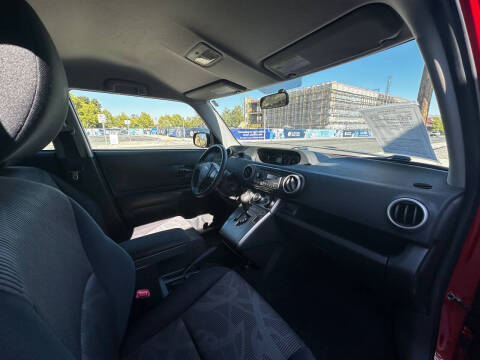 2013 Scion xB