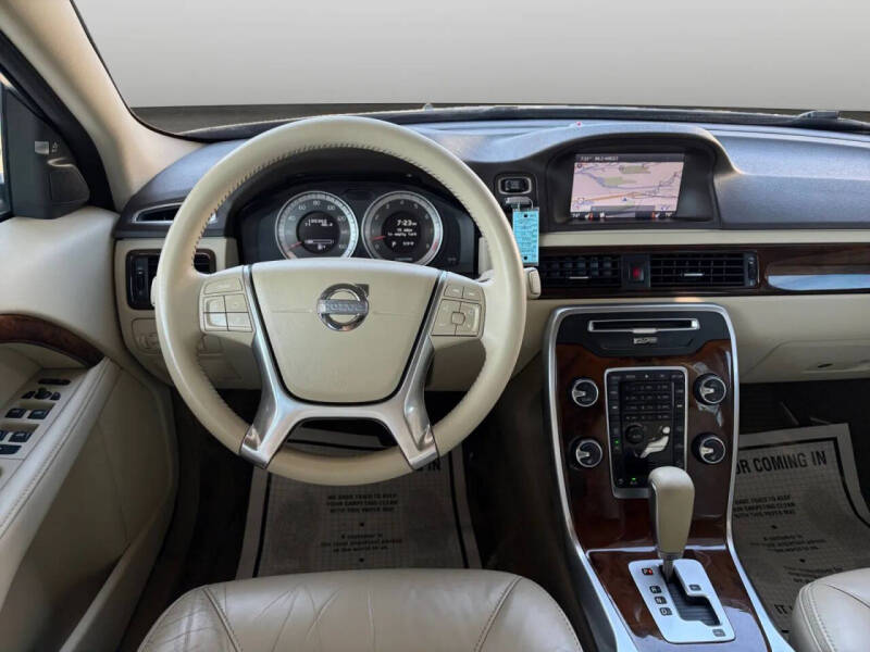 2012 Volvo XC70