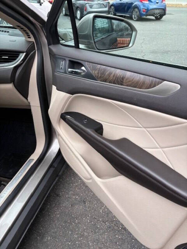 2017 Lincoln MKC Reserve