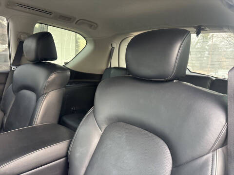 2021 Infiniti QX80 Luxe