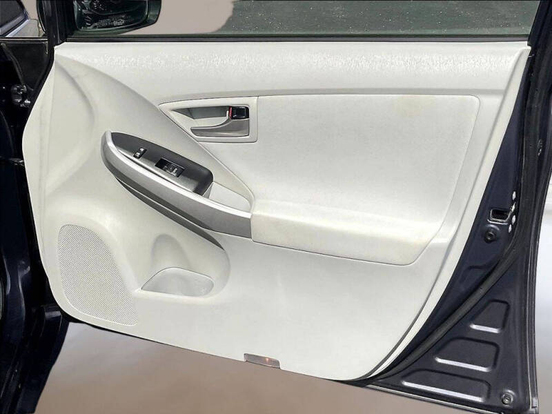 2015 Toyota Prius Two
