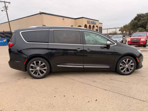 2018 Chrysler Pacifica Limited