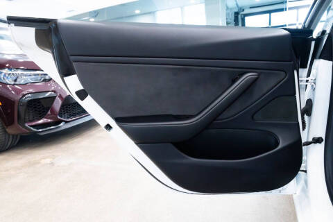 2019 Tesla Model 3 Mid Range