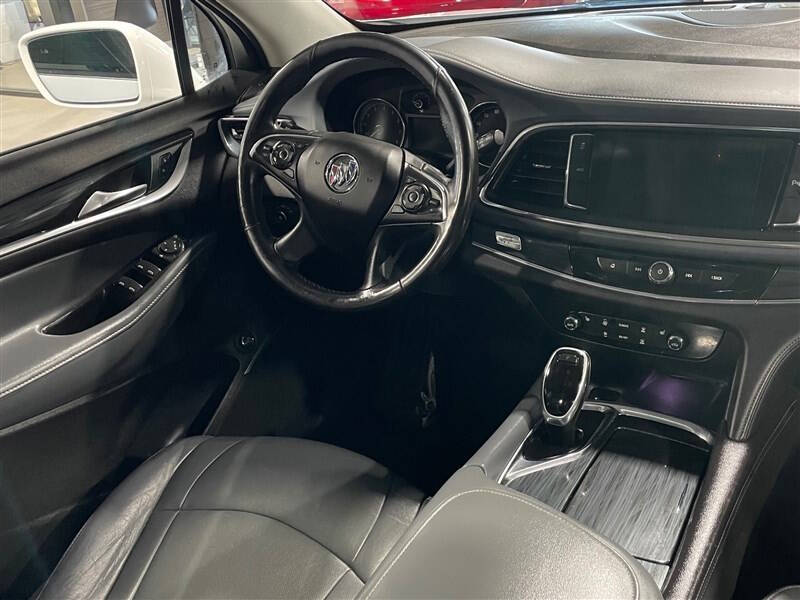 2020 Buick Enclave Essence
