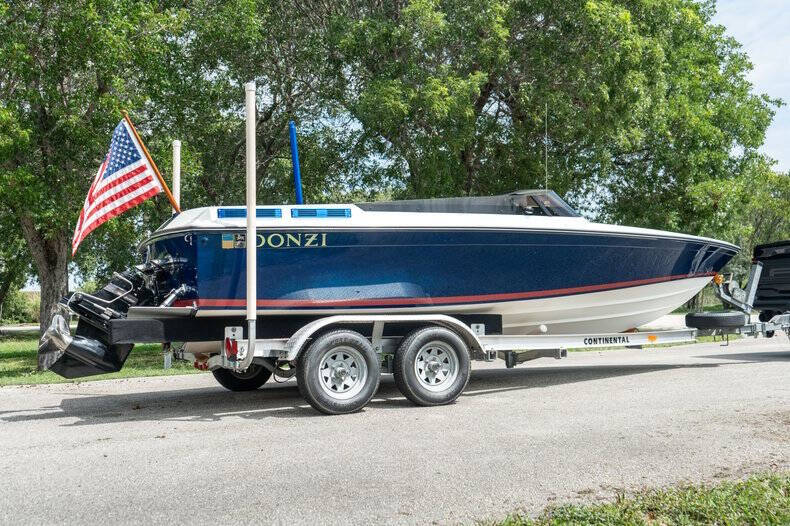 1986 Donzi Marine Minx 20'