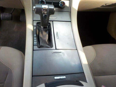 2011 Ford Taurus SEL