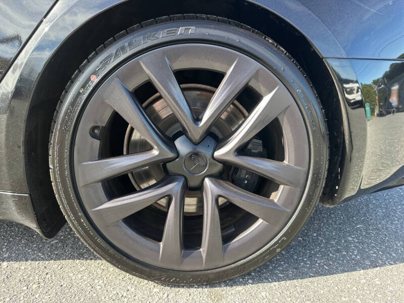 2021 Tesla Model S Plaid