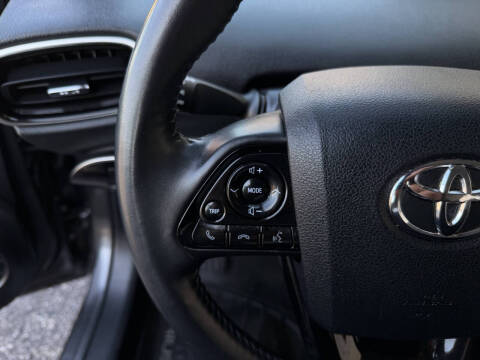 2021 Toyota Prius XLE