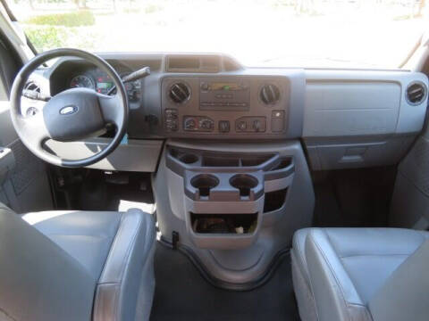 2014 Ford E-Series E-150