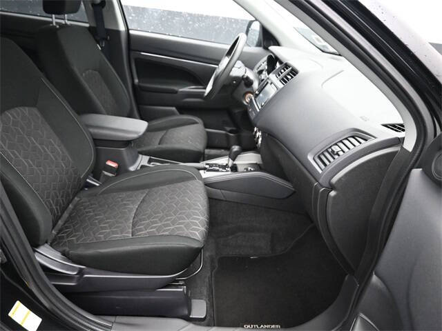 2024 Mitsubishi Outlander Sport