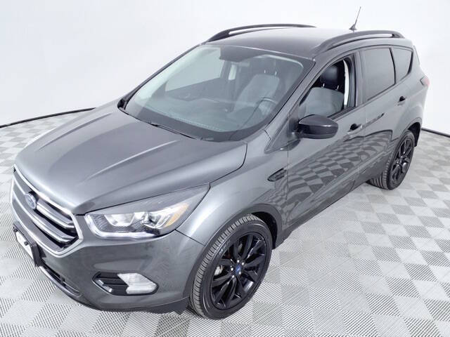 Used 2019 Ford Escape SE with VIN 1FMCU0GD3KUB30226 for sale in Peoria, AZ